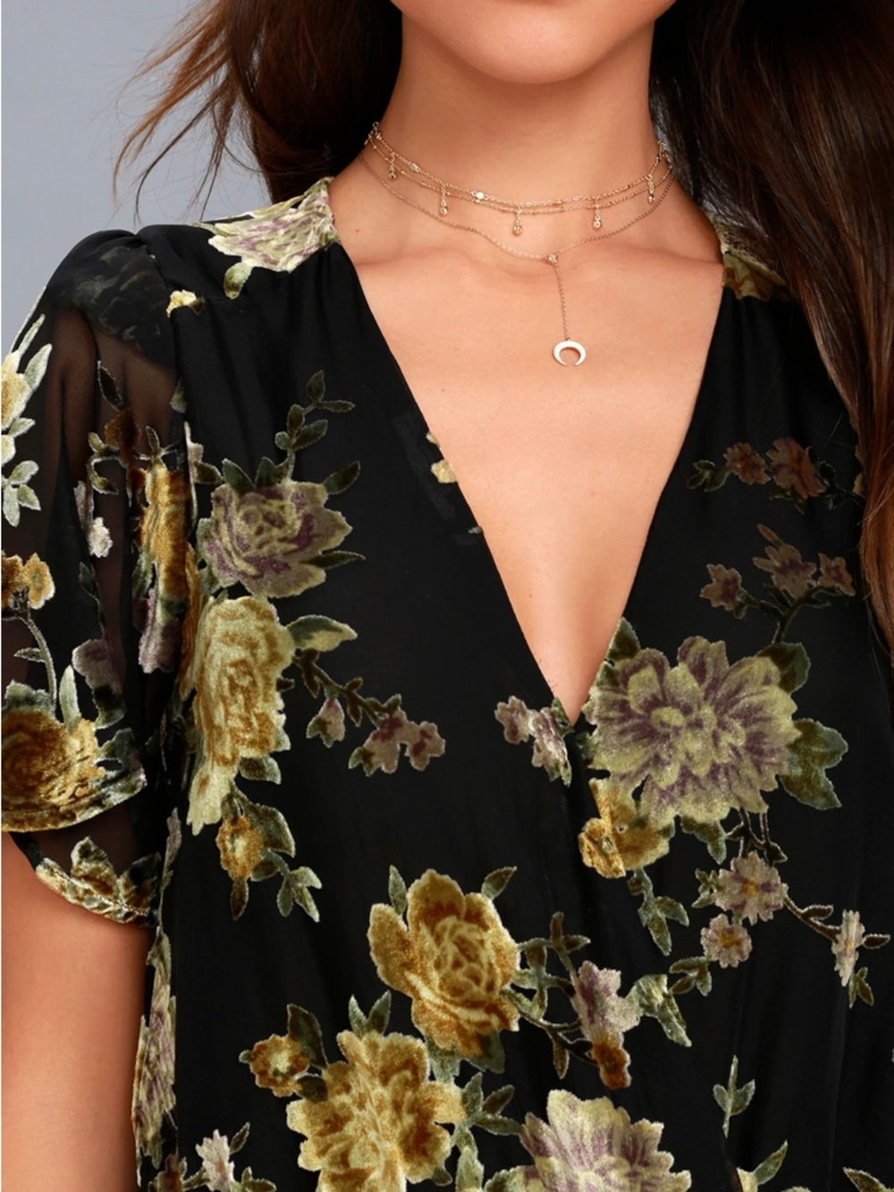 ASTR The Label Womens Body Suit Short Sleeve V Neck Floral Med Velvet Burnout - Picture 10 of 12